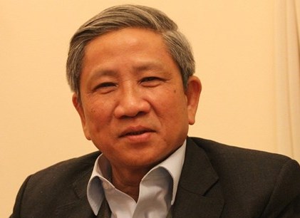 Phải đầu tư xây dựng chương trình thật tốt trước khi viết sách giáo khoa